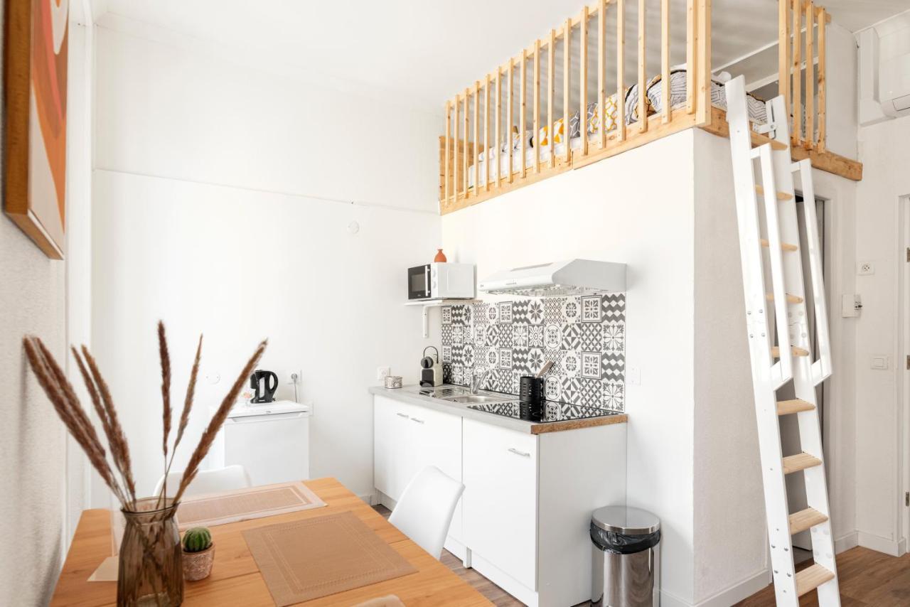 Montsejour - Studio Climatise Entre Gare & Cite Carcasona Exterior foto