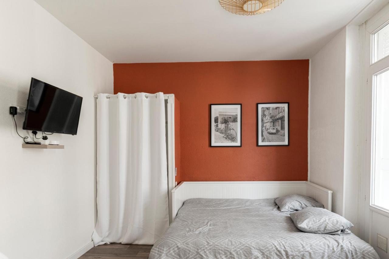 Montsejour - Studio Climatise Entre Gare & Cite Carcasona Exterior foto